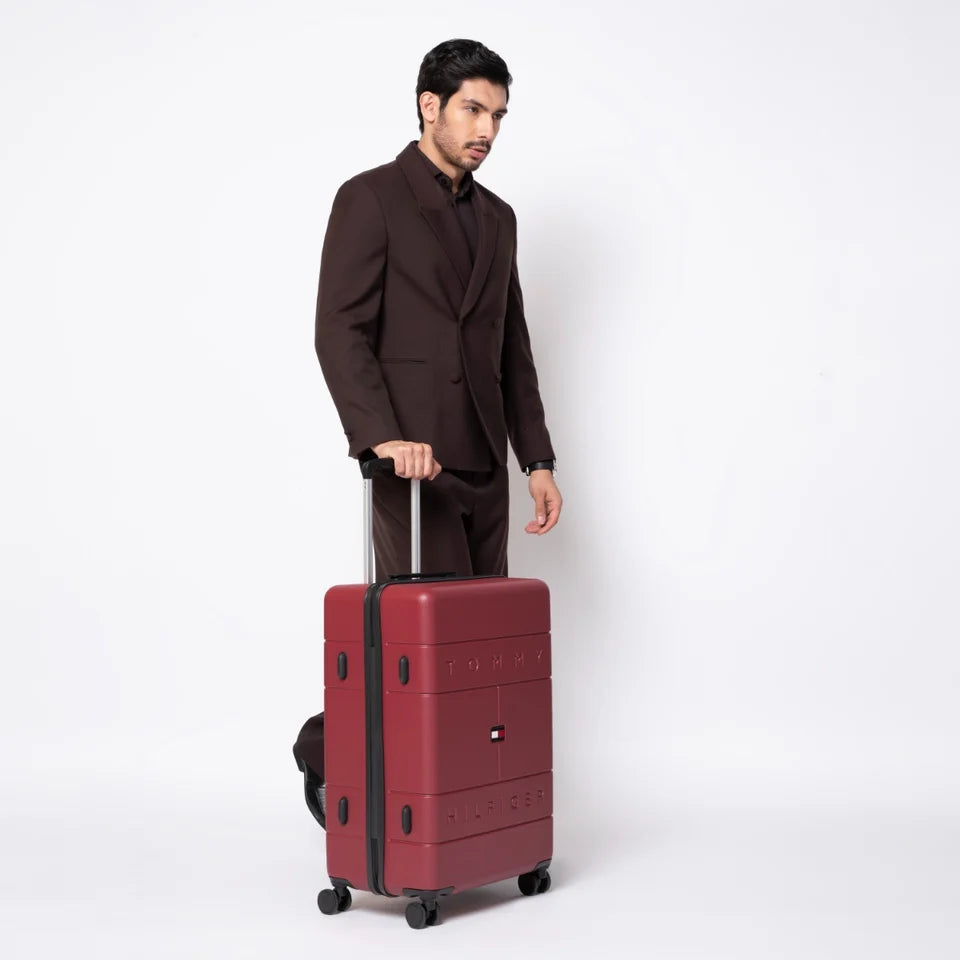 Tommy Hilfiger Fame Hard Luggage - Luggage Lounge