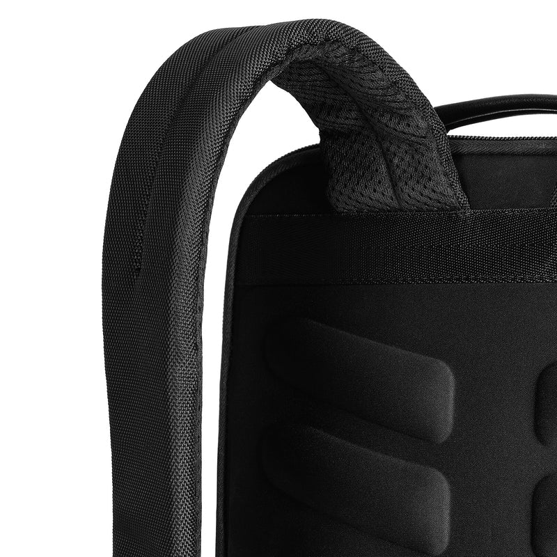 Urban Jungle Frontier Laptop Backpack – Your Ultimate Commuting Companion