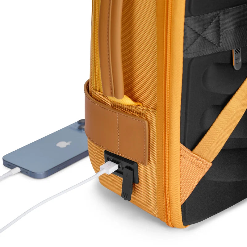 Urban Jungle Frontier Laptop Backpack – Your Ultimate Commuting Companion