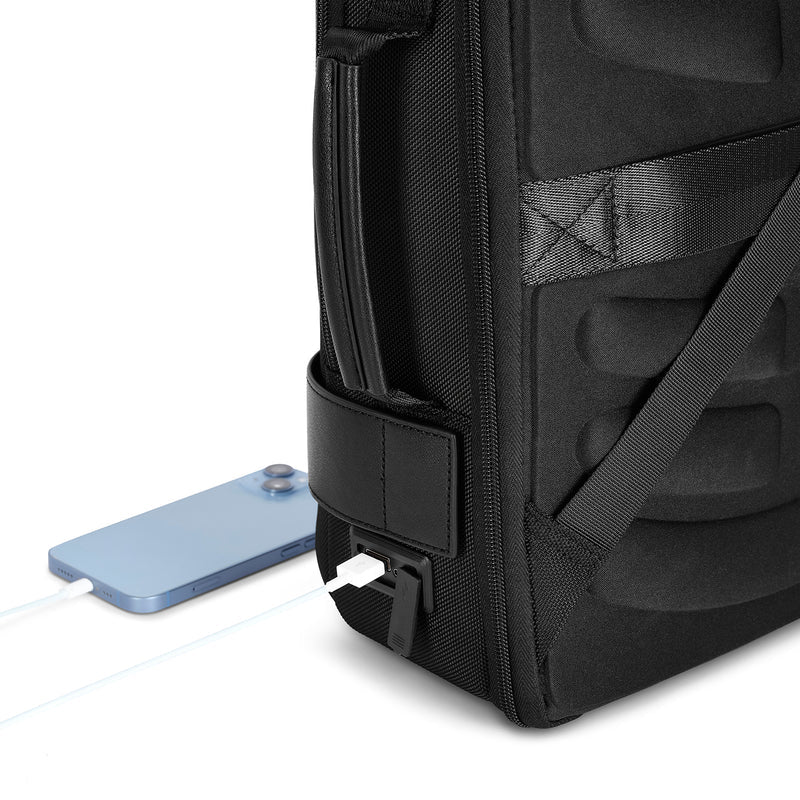 Urban Jungle Frontier Laptop Backpack – Your Ultimate Commuting Companion